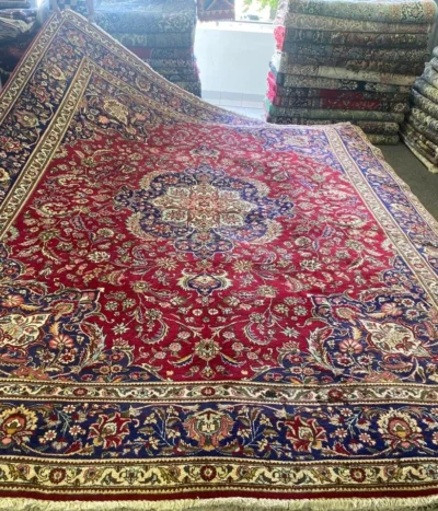 Pre owned Handmade Tabriz rug, Size: 396 x 306 cm, natural wool & vegetable dye, R20000 valuation certificate.