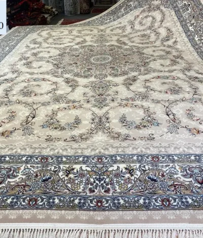 Ivory floral Isfahan