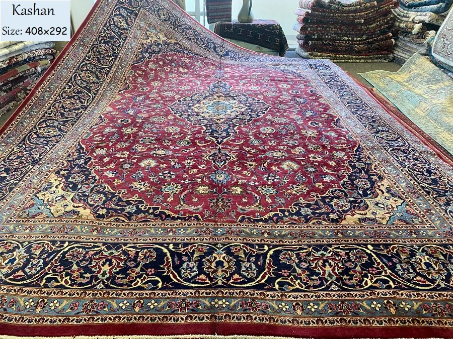 Kashan Handmade, Size: 408 x 292 cm, Pre loved, made by natural wool and vegetable dye, comes with certificate of authenticity and exchange warranty. Imported directly from Iran.