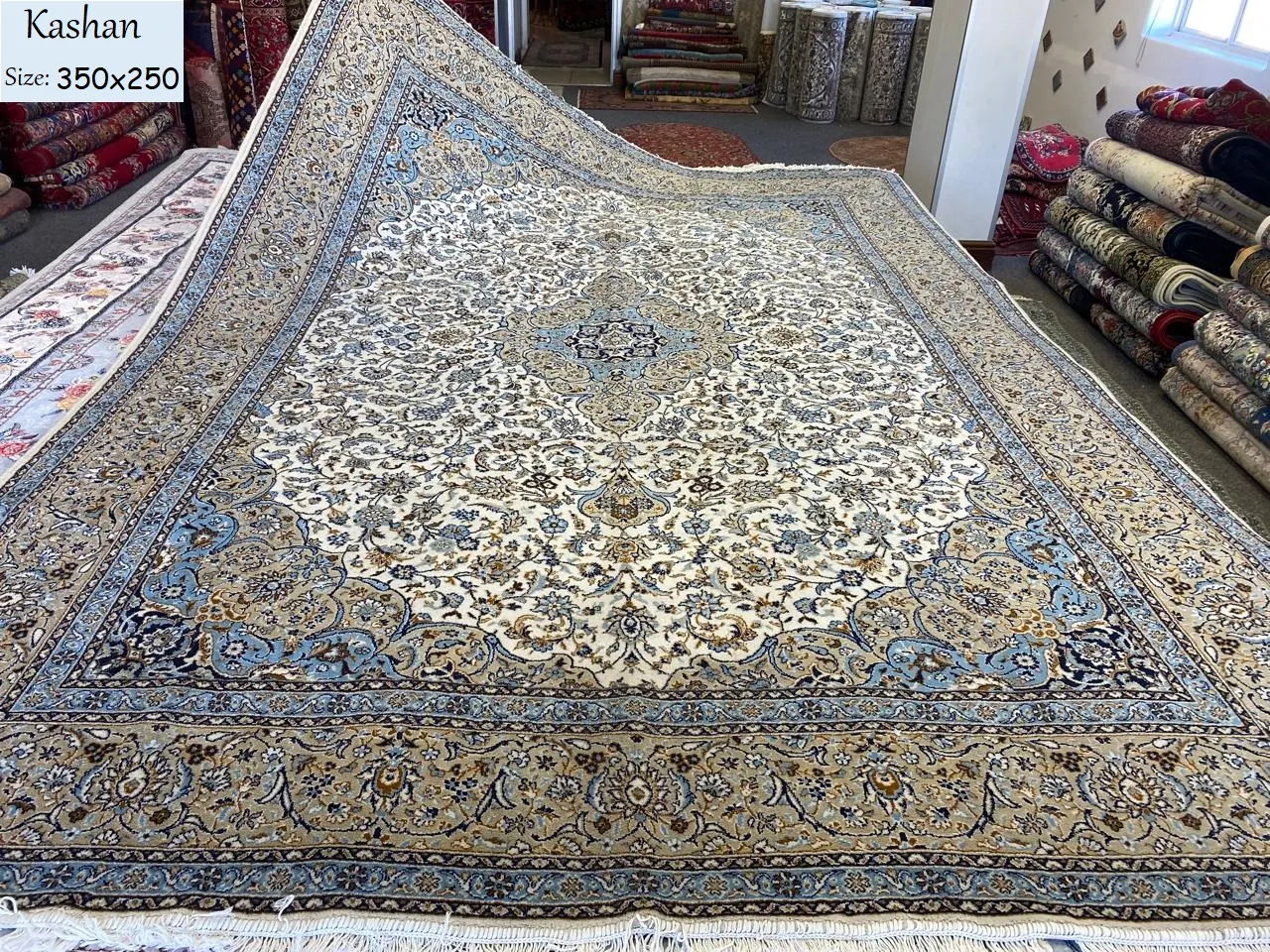 Persian Kashan rug, Size: 350 x 250 cm, 400 knots wool on cotton quality, R12000 valuation certificate & exchange warranty.