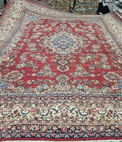 Pre-Loved Persian Kerman carpet, Size: 405 x 320 cm, fine hand knotted by natural wool & vegetable dye.