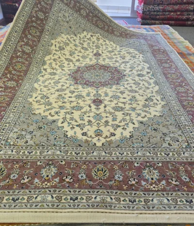 Premium Persian Isfahan