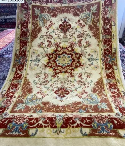 Silk Isfahan