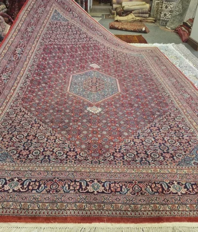 handmade-bijar-rug-size-292x196-cm-very-fine-hand-knotted-by-silk-on-wool-r35-000-valuation-certificate.webp