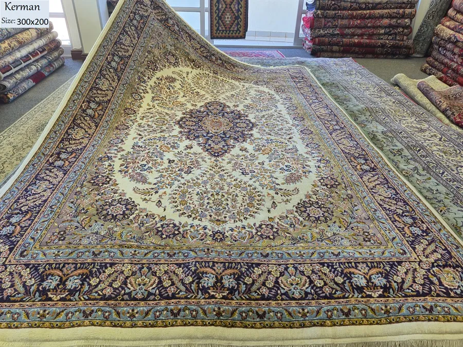 Persian floral Kerman rug, Size: 300 × 200 cm, 400 Knots wool on cotton quality.