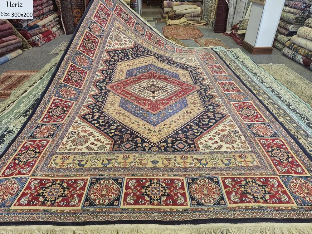 Persian Heriz rug, Size: 300 x 200 cm, 400 Knots wool on cotton quality, R12 000 valuation certificate.