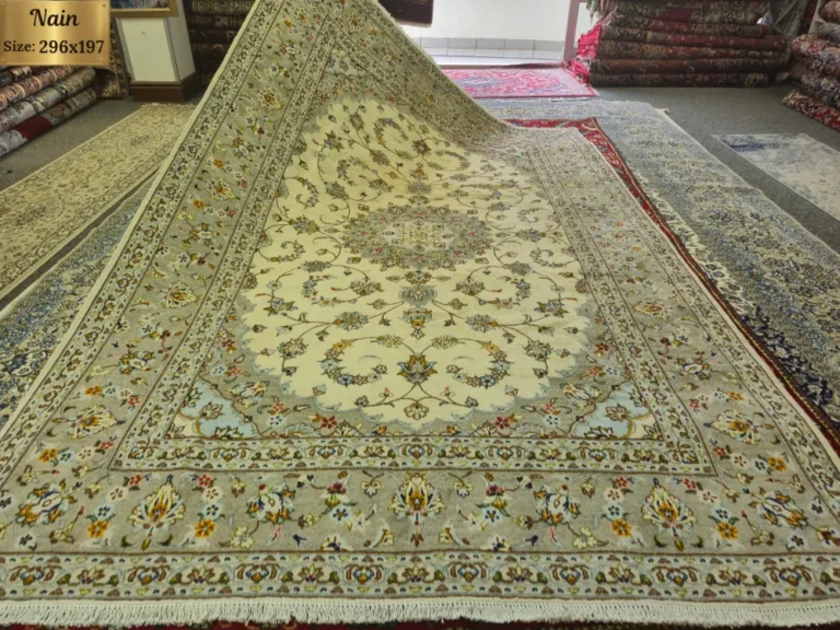 Fine Hand-Knotted Nain