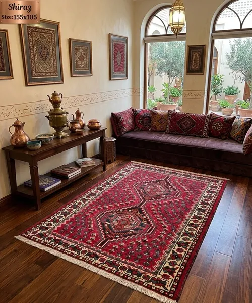 Hand-knotted Persian Shiraz rug, Size: 155 X 105 cm, classic tribal layout with two stacked, stepped diamond medallions lined with latch-hook geometric motifs, wool on wool construction.